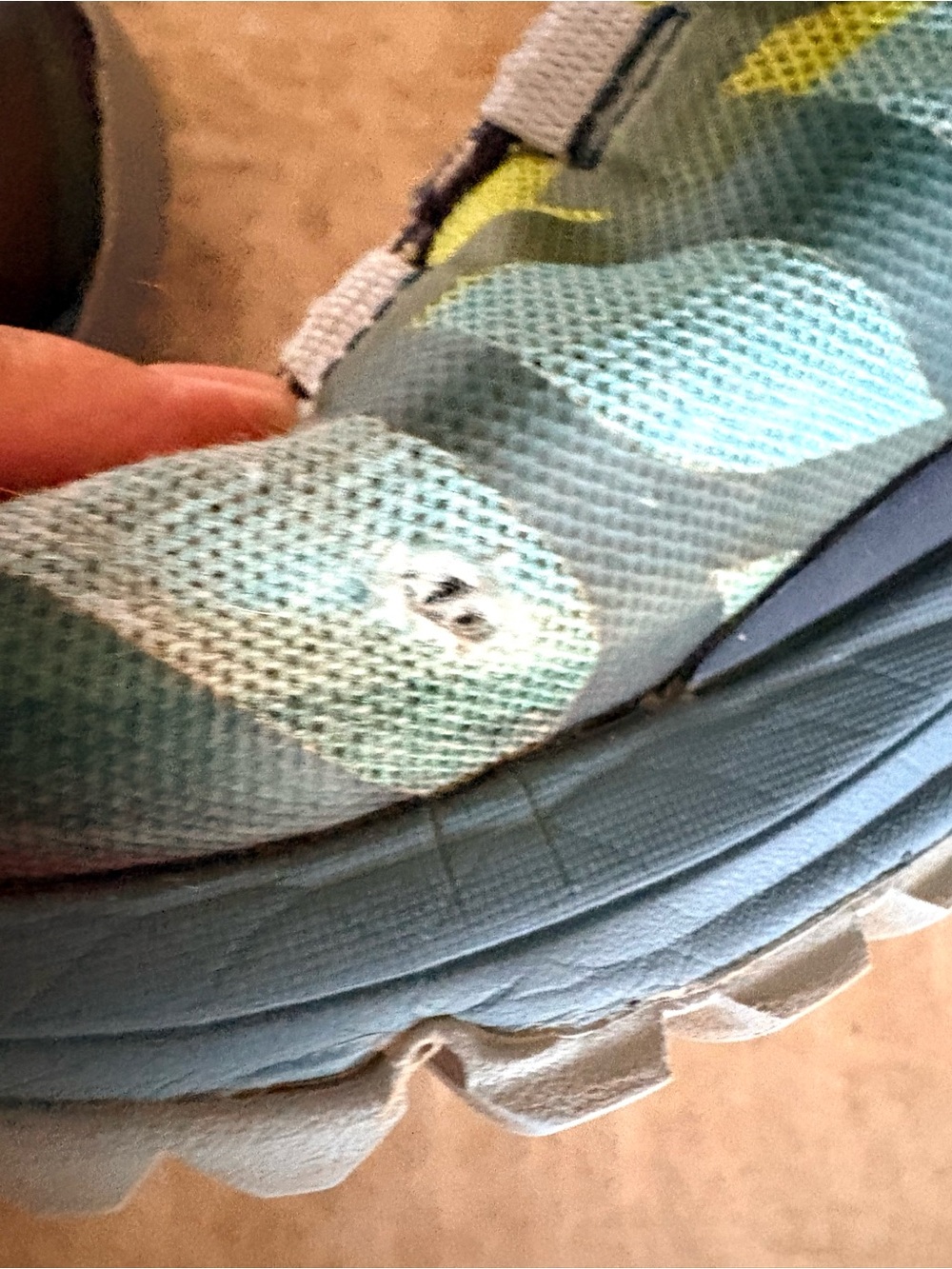 🌈 MERRELL ANTORA 2 RAINBOW TRAIL RUNNING SHOE - WOMENS SIZE 9.5 🌈 - Picture 6 of 7